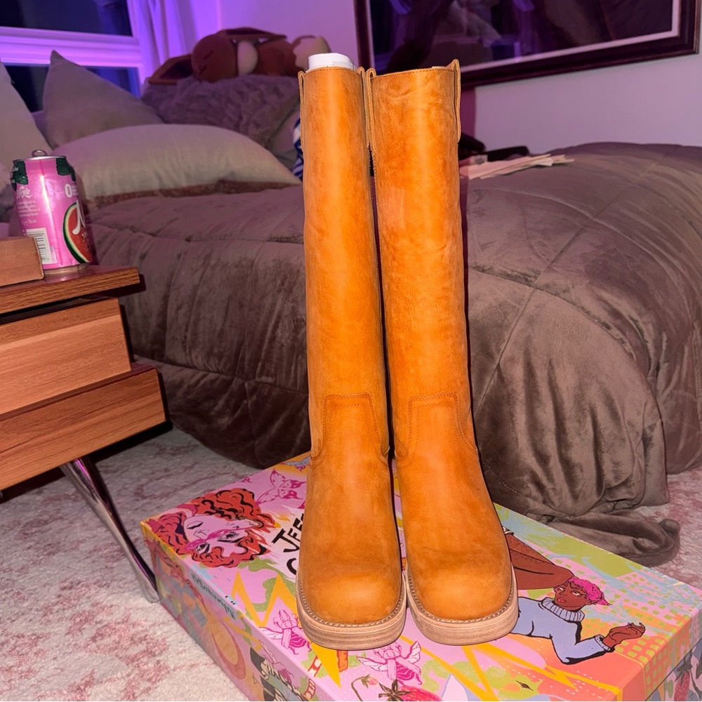 JEFFREY CAMPBELL Reflect-Hi Frye Campus Camel Brown Knee-High Leather Boots 8 - Picture 5 of 13